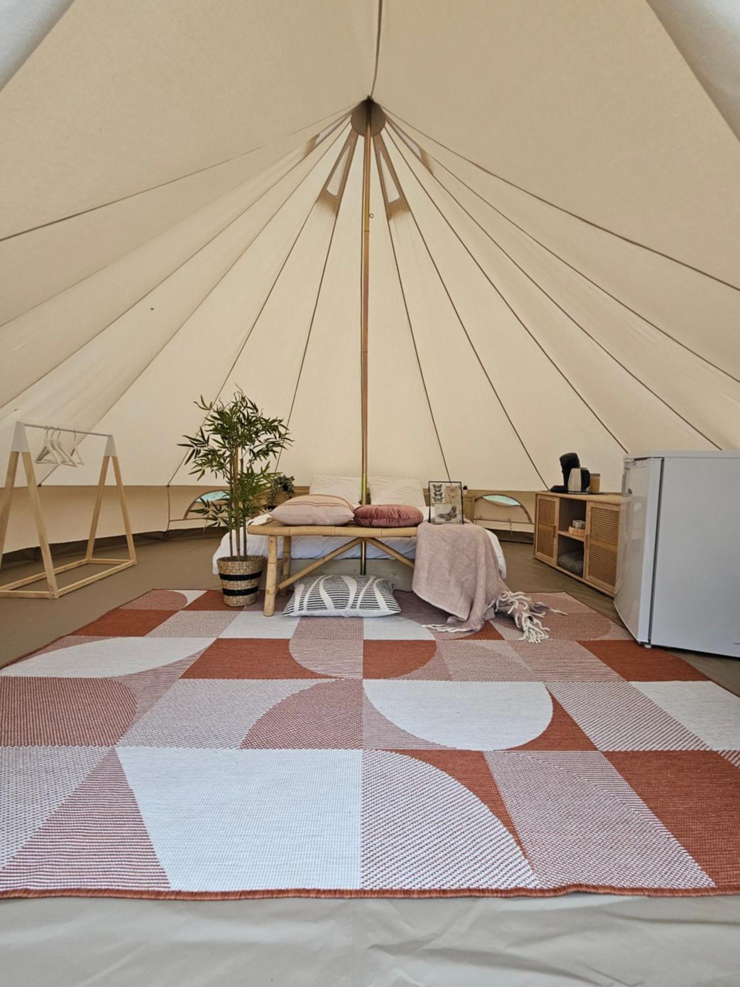 Campsite Glamping Zeeland Bell Tent *